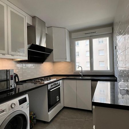 Location 3 Chambres Spacieuses Dans Appartment 2 Mn Rer Bussy Saint Georges エクステリア 写真