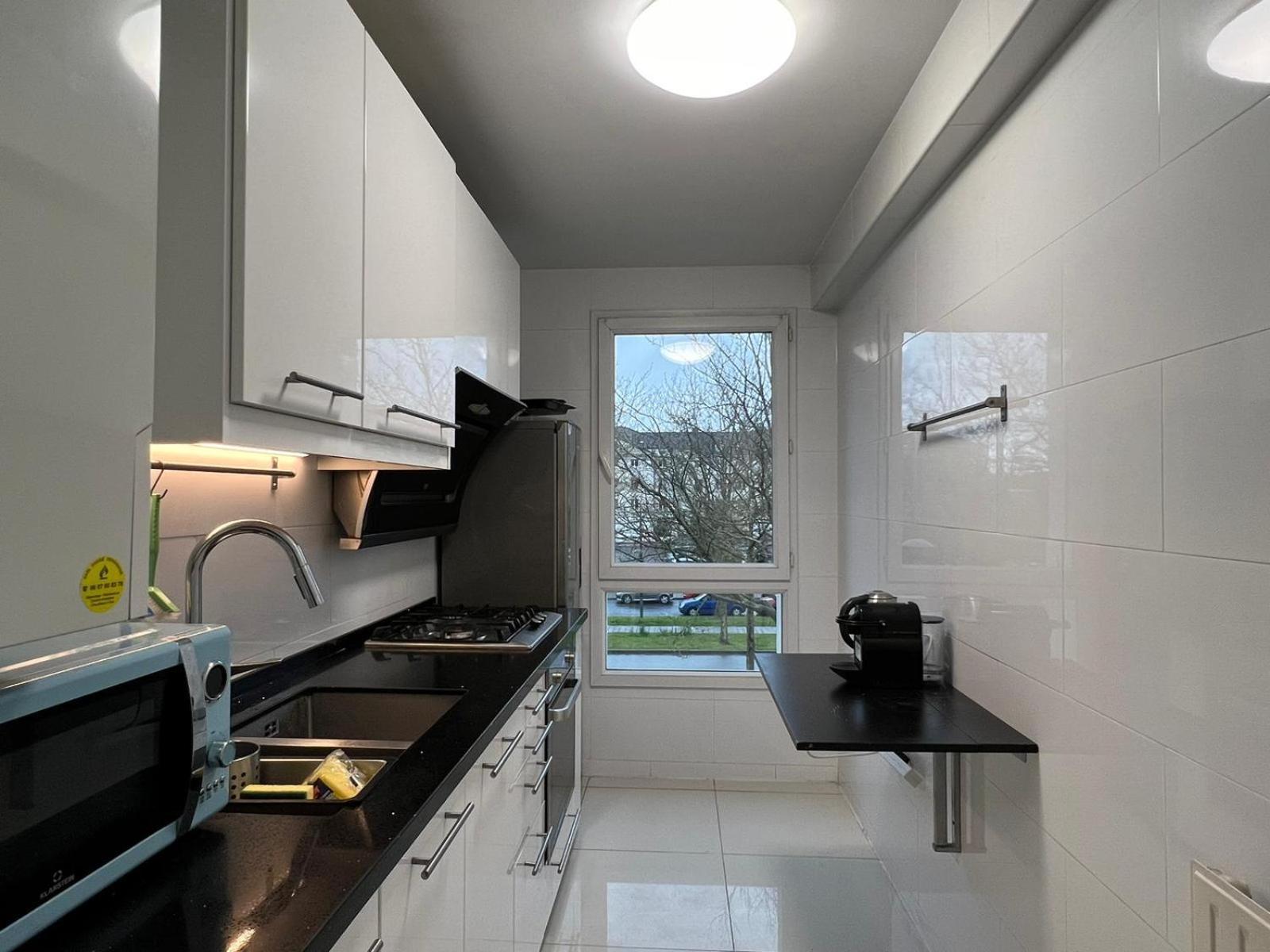 Location 3 Chambres Spacieuses Dans Appartment 2 Mn Rer Bussy Saint Georges エクステリア 写真