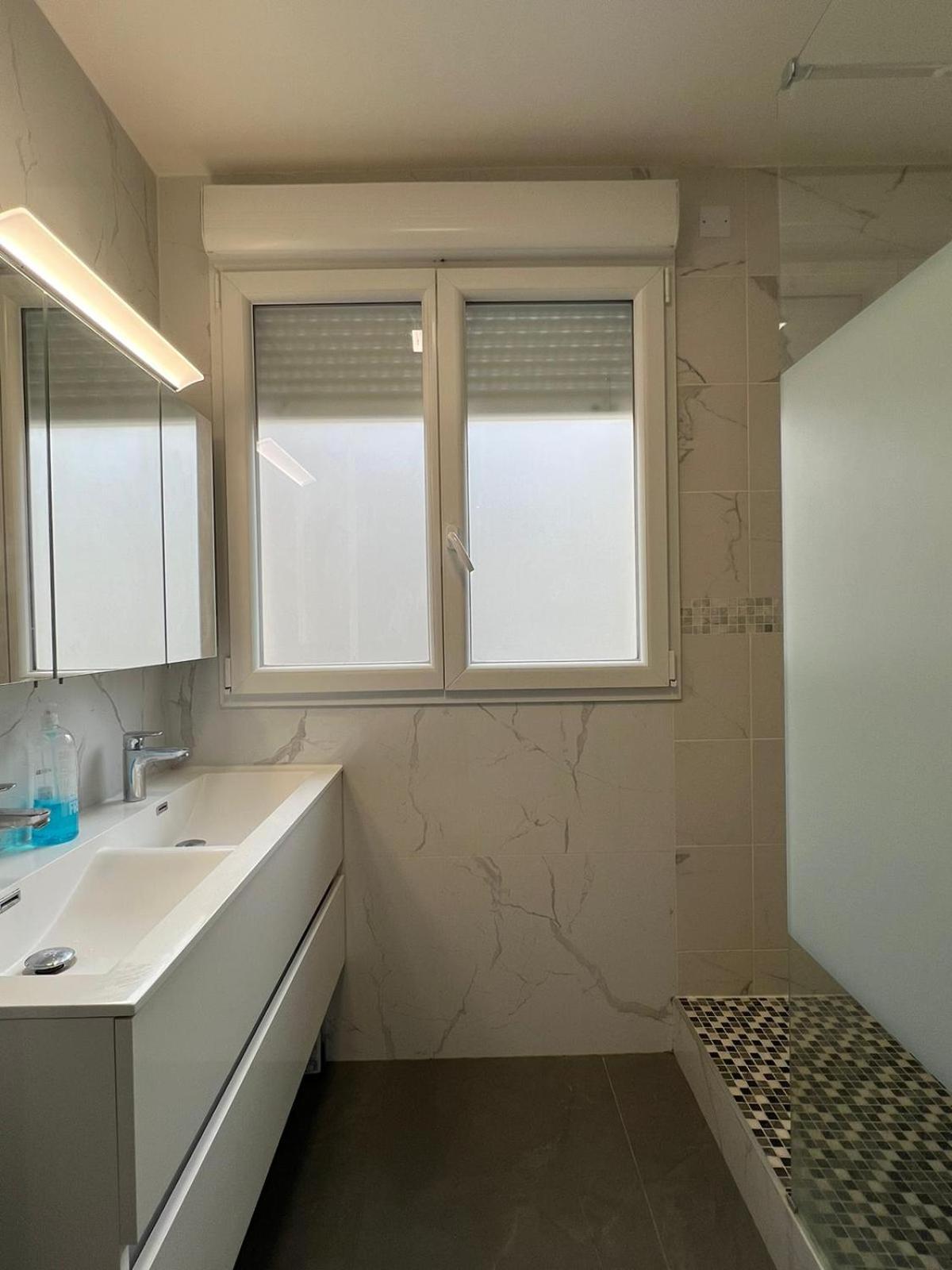 Location 3 Chambres Spacieuses Dans Appartment 2 Mn Rer Bussy Saint Georges エクステリア 写真