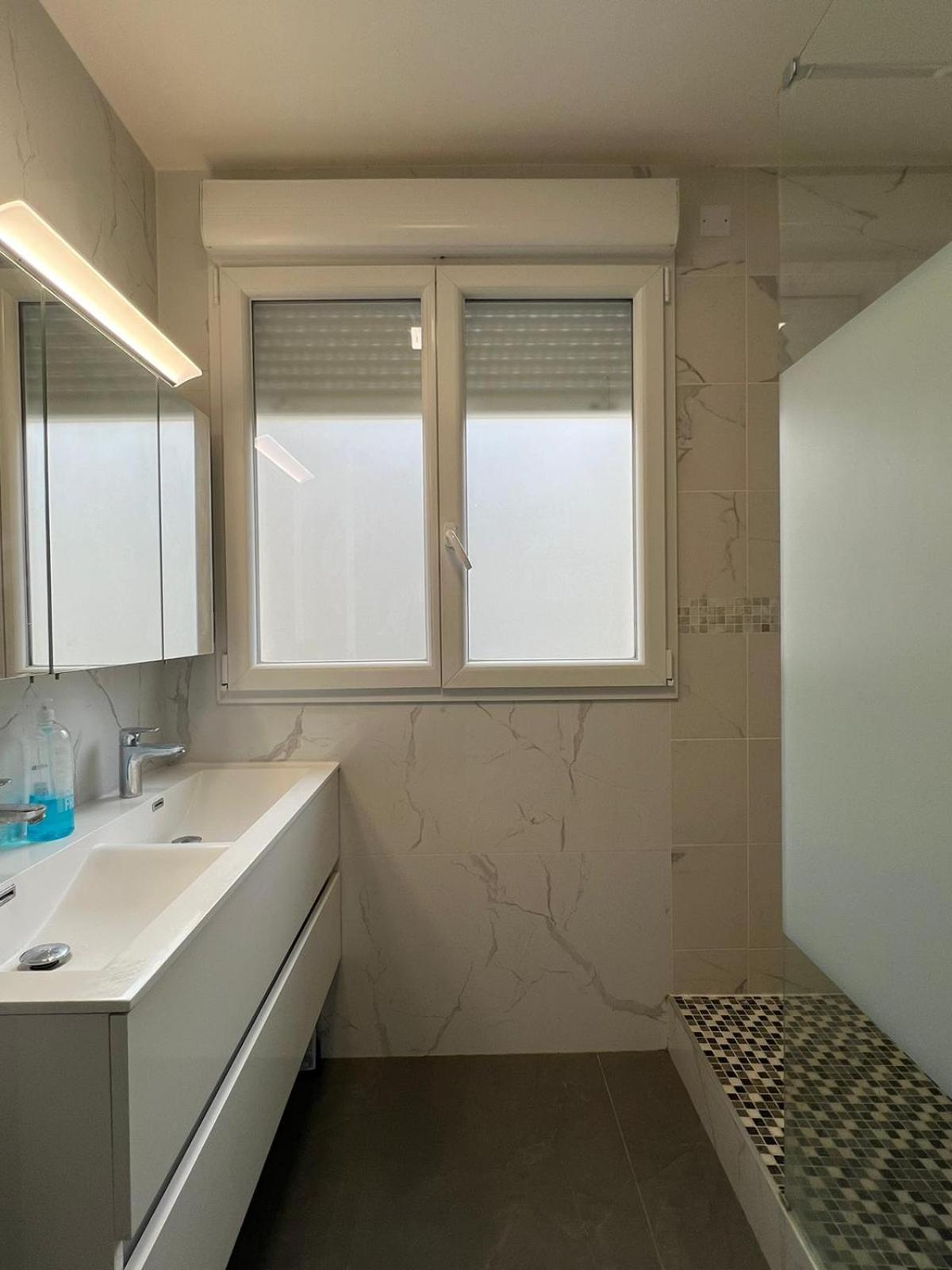 Location 3 Chambres Spacieuses Dans Appartment 2 Mn Rer Bussy Saint Georges エクステリア 写真