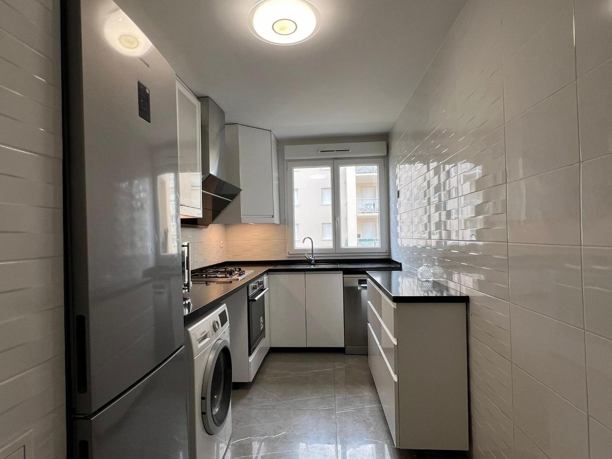 Location 3 Chambres Spacieuses Dans Appartment 2 Mn Rer Bussy Saint Georges エクステリア 写真