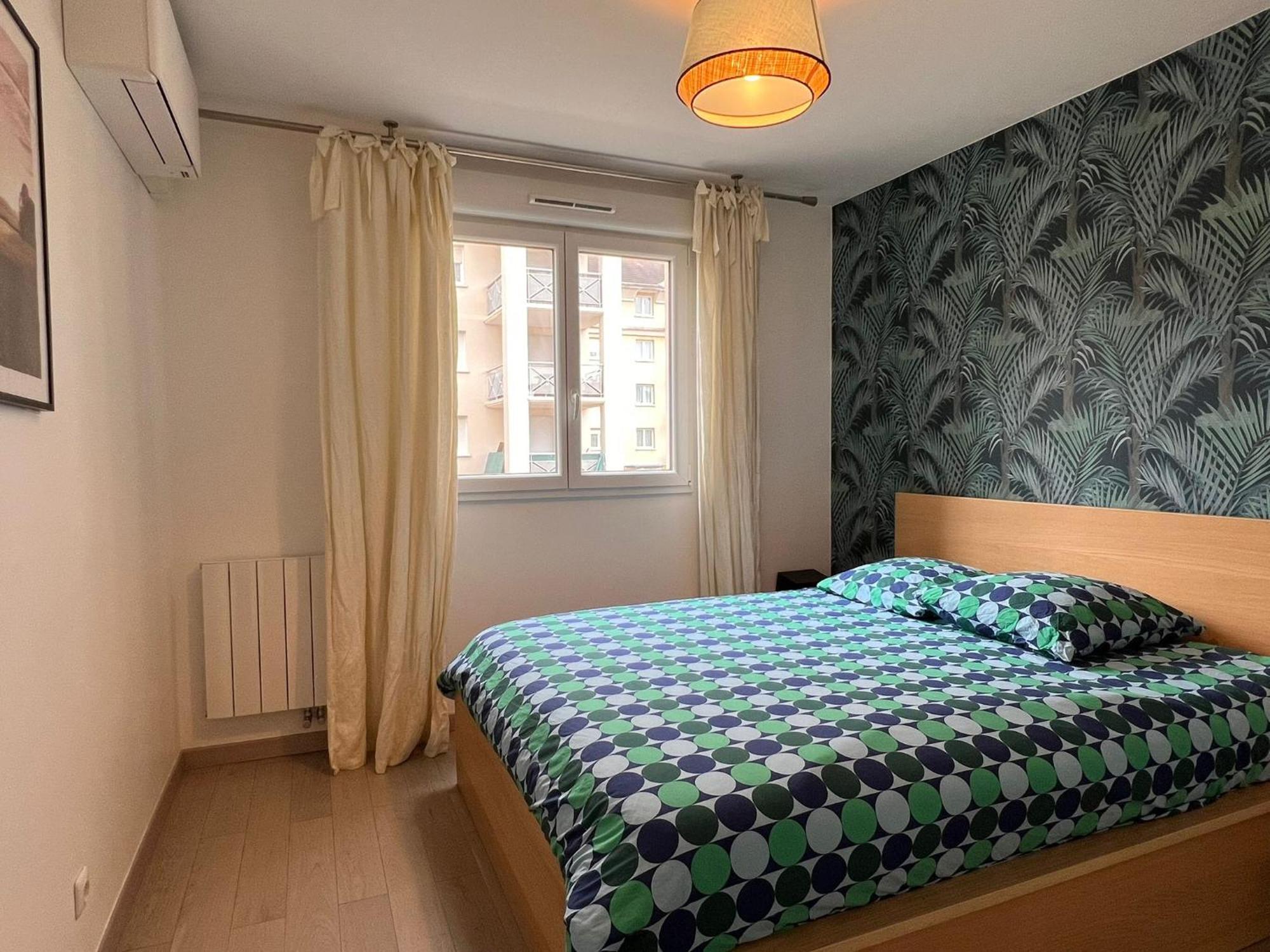 Location 3 Chambres Spacieuses Dans Appartment 2 Mn Rer Bussy Saint Georges エクステリア 写真